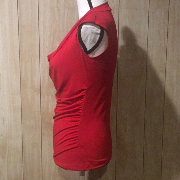 All Red - Picture 2 of 4